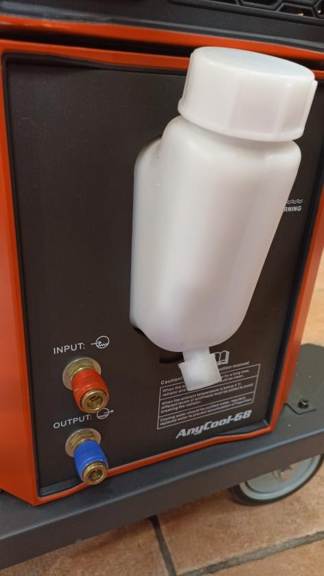 Megmeet PM3000 Pulde Welder - Drain plug.png